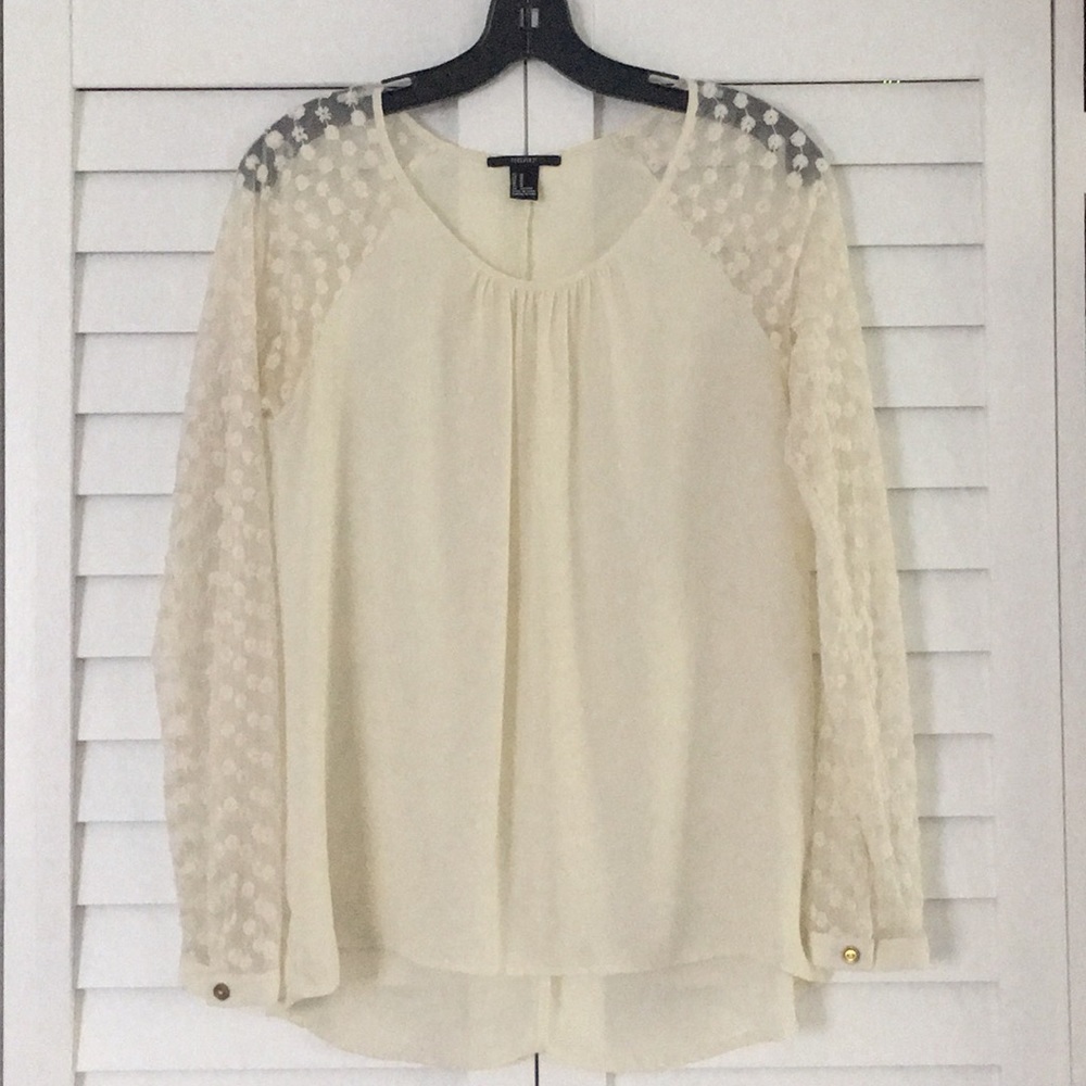 Lacey Flower Top